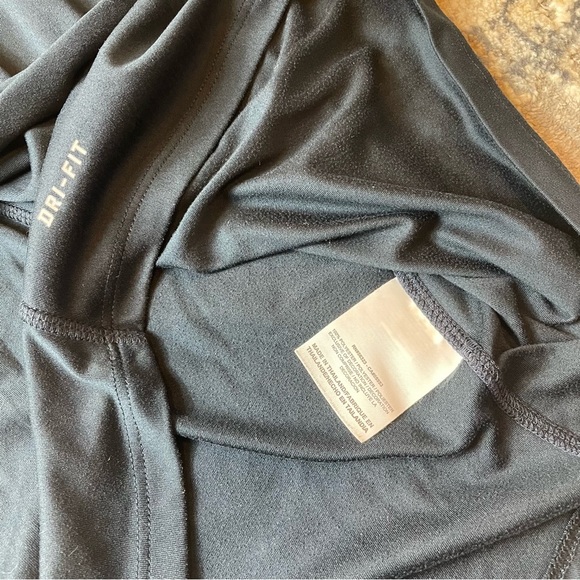 Nike Black Short Sleeve Dri-FIT Tee - Picture 4 of 5